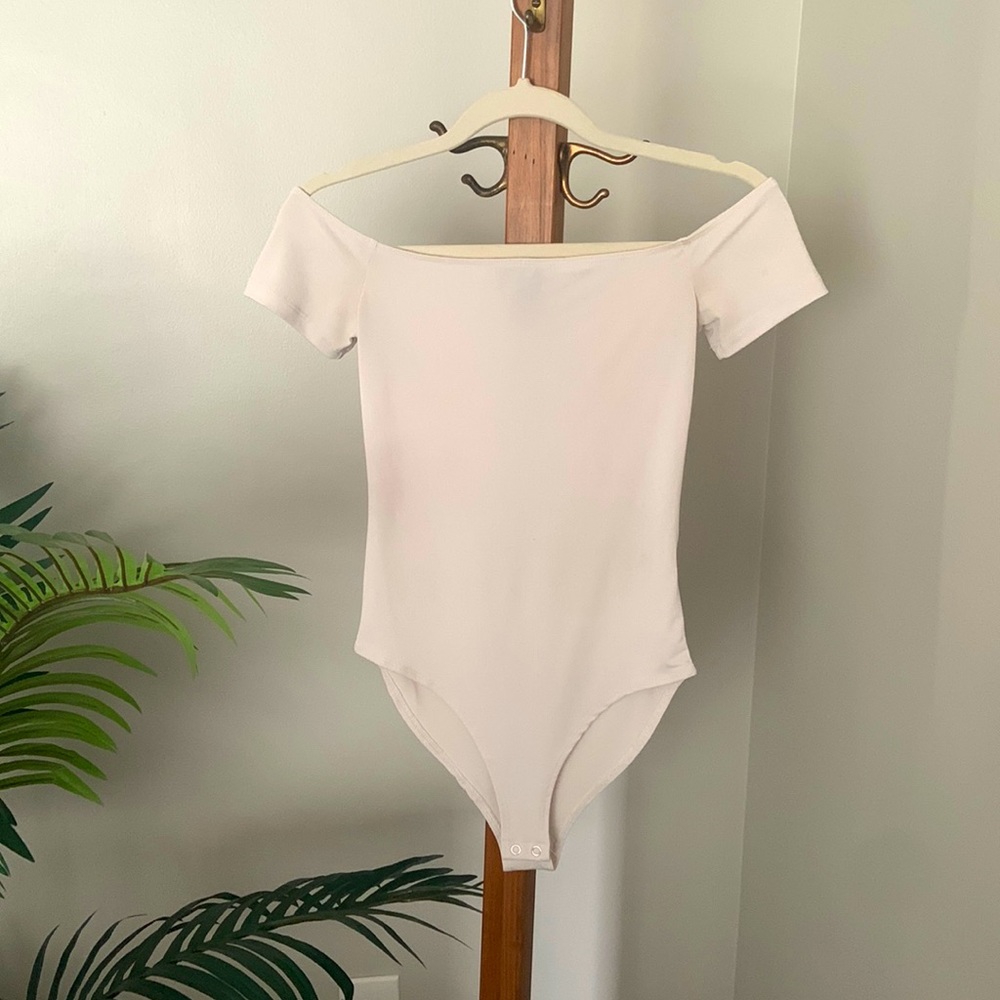 Off the shoulder bodysuit, size small